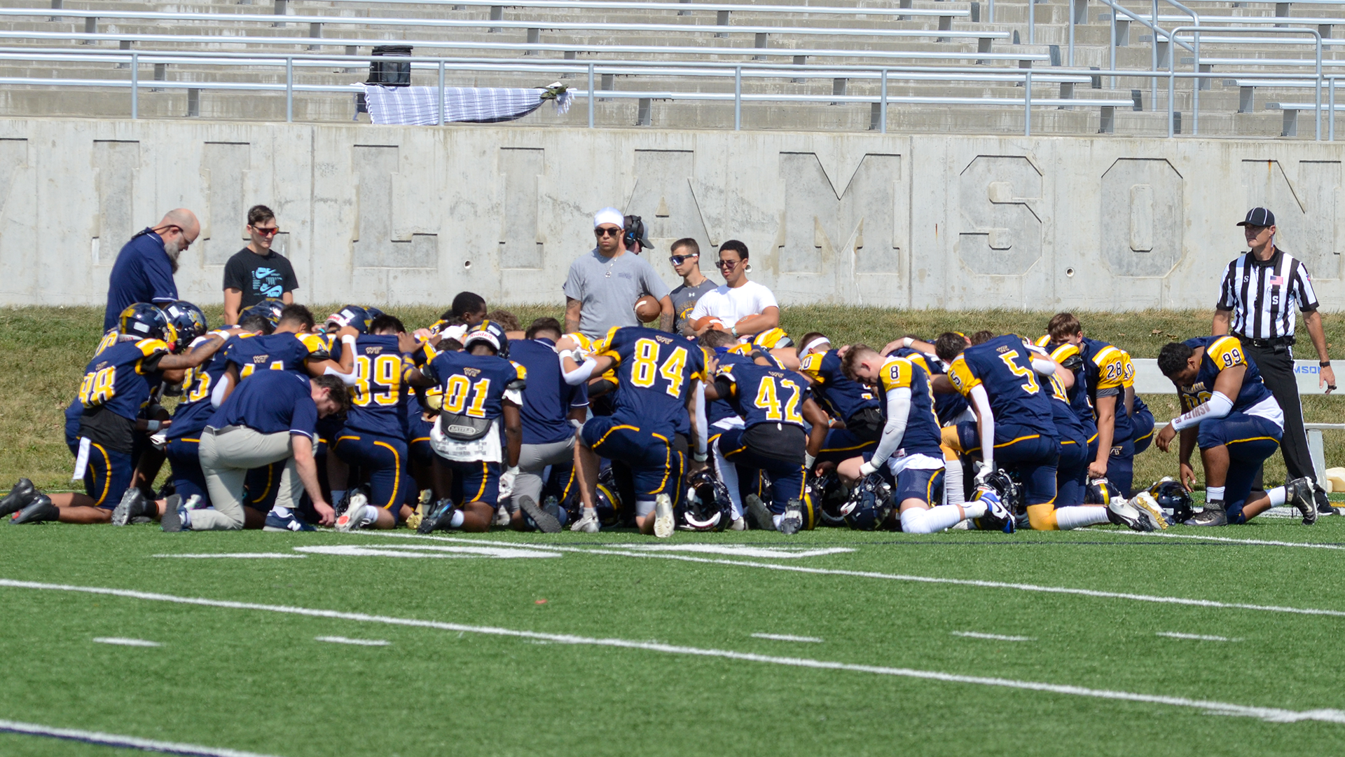 10 Members of Football Named All-Seaboard Conference