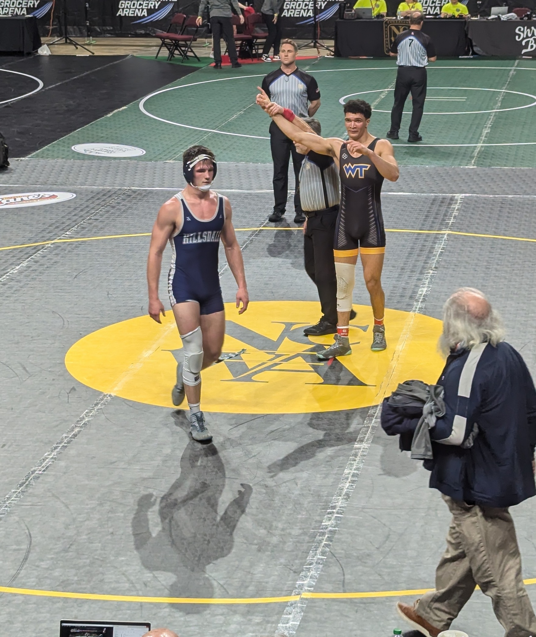 Freshman Nurrideen Ahmad-Statts upset his #3 seeded opponent to move the 2025 NCWA National championship 174 lb. final